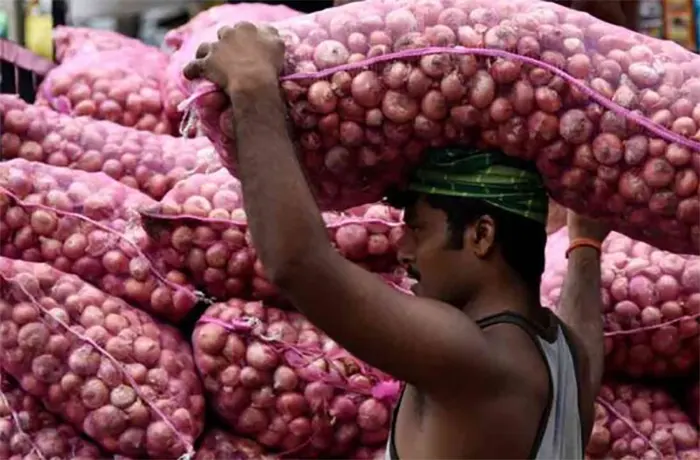 বাংলাদেশসহ ৪ দেশে পেঁয়াজ রপ্তানি করবে ভারত