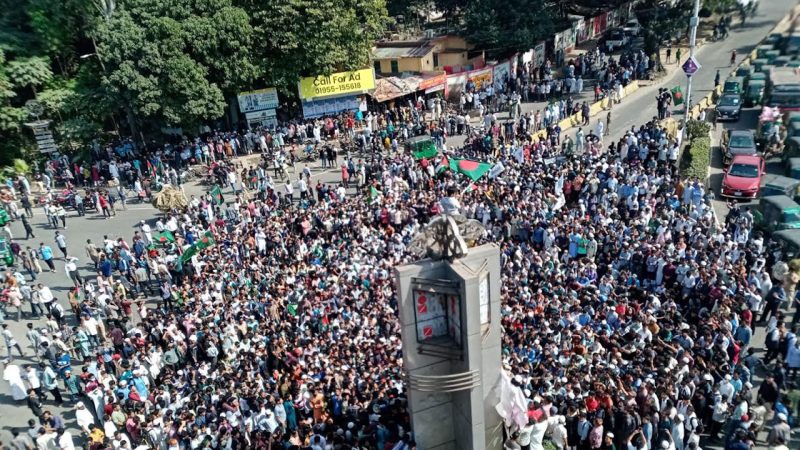 ইসকন নিষিদ্ধের দাবিতে উত্তাল চট্টগ্রাম